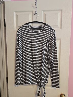 a.n.a Black & White Striped Knit Tee